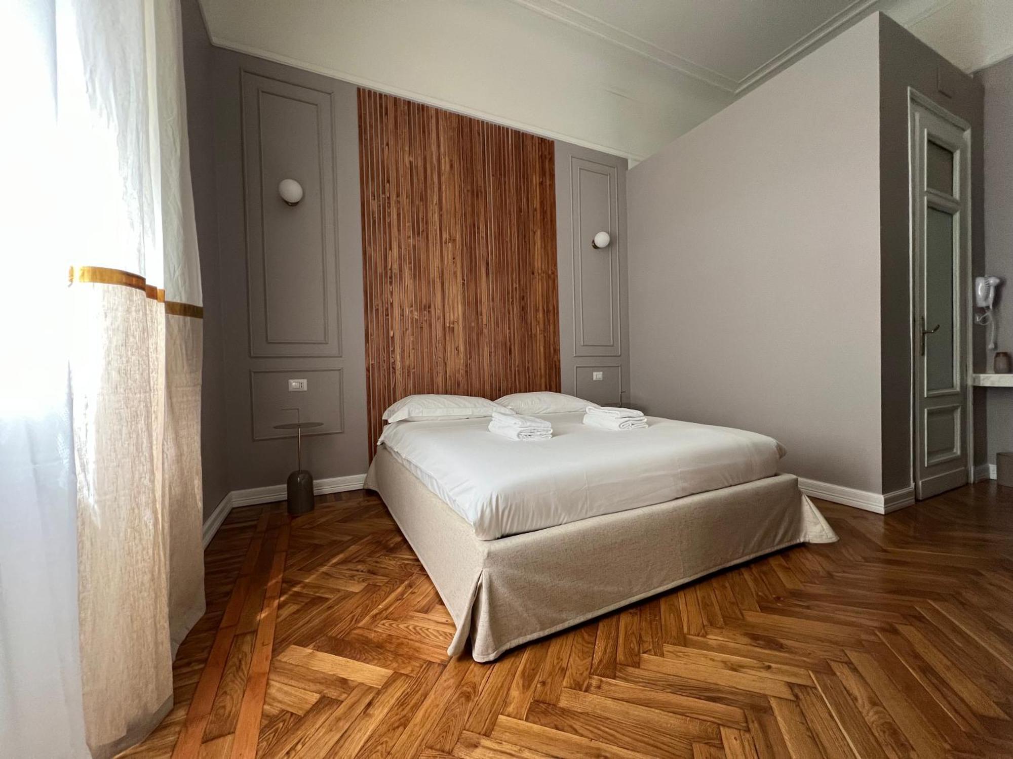 Turin Central Cavour المظهر الخارجي الصورة