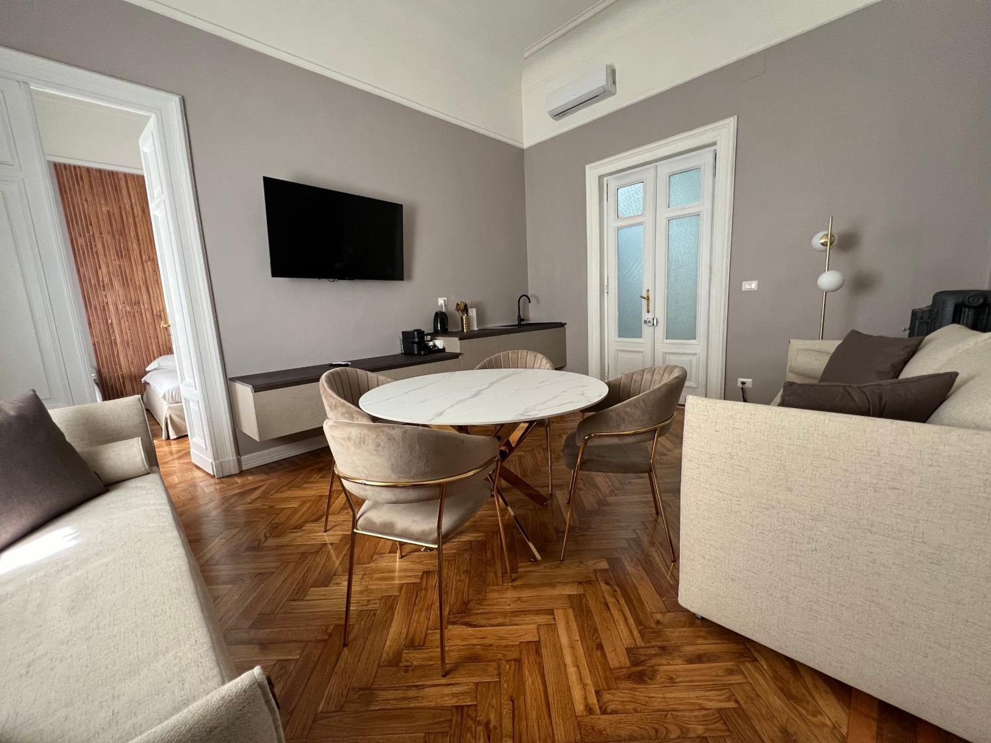 Turin Central Cavour المظهر الخارجي الصورة